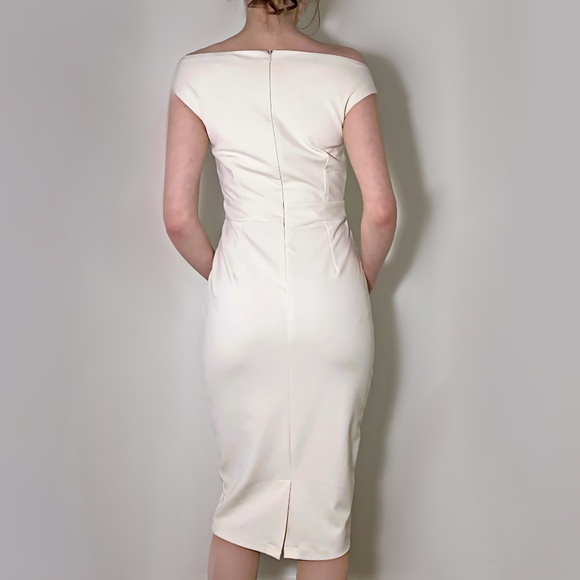 Elegant Cream Formal Dress - Picture 2 of 6